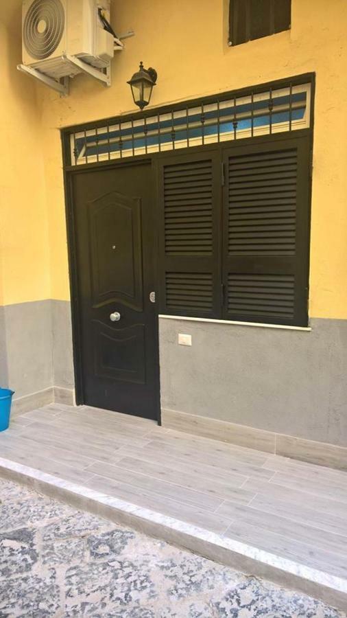 Apartment Fabrizio Naples Luaran gambar