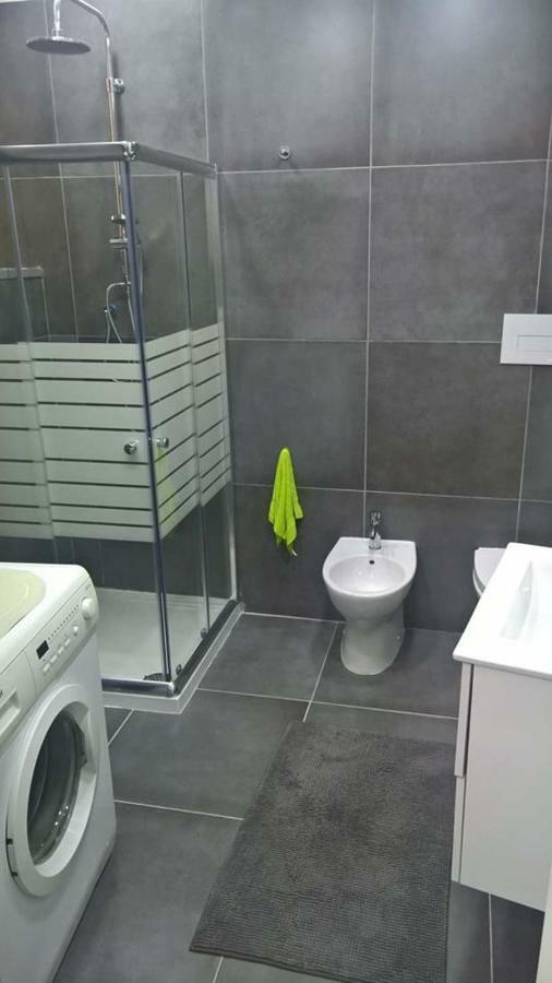 Apartment Fabrizio Naples Luaran gambar